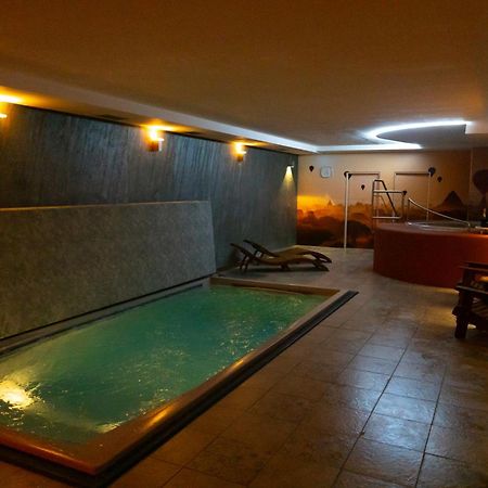 Wellness Hotel - Viktorka, Herecky Dum Ceska Skalice Exterior photo